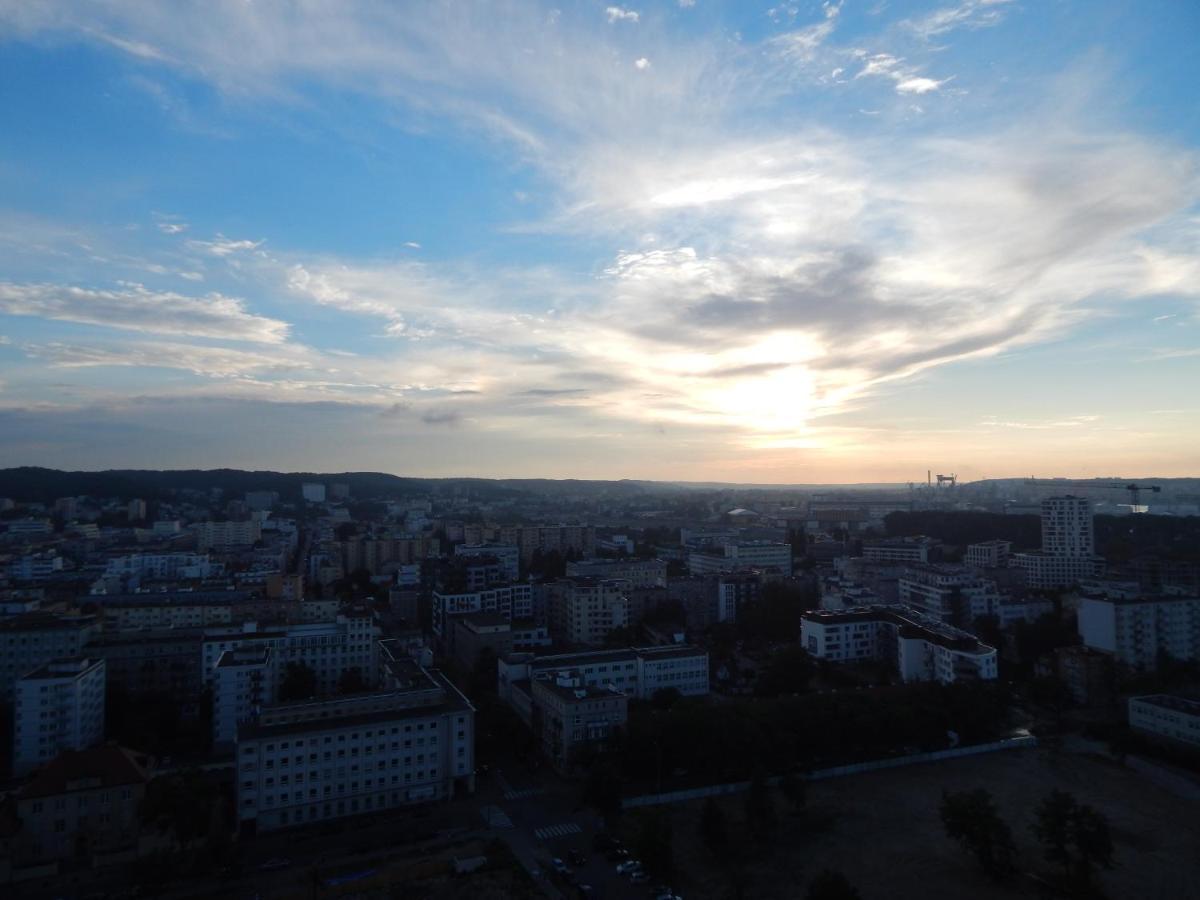 Ajk Apartament W Sea Towers Gdynia Extérieur photo